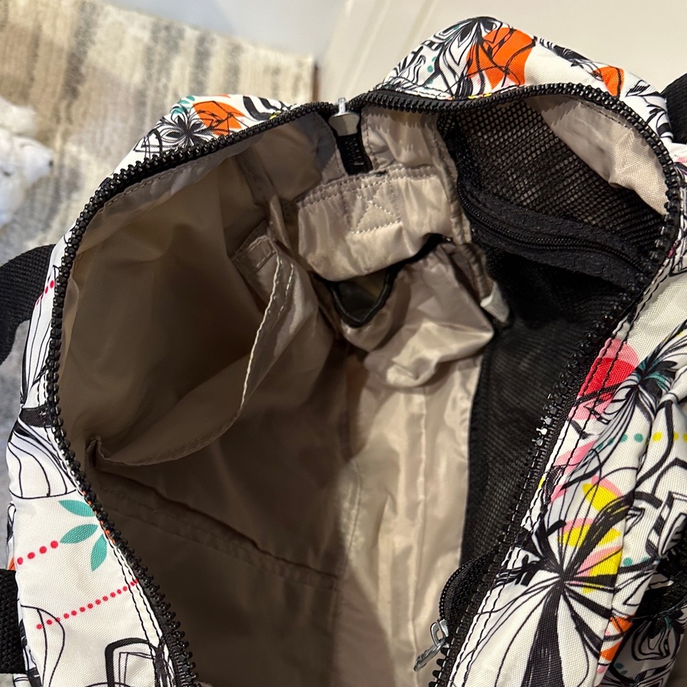 Kipling Floral Diaper Bag | Lightweight Nylon | Multi Pocket Great Storage - Picture 4 of 9
